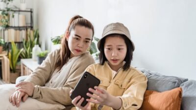 Cara Menjaga Pergaulan Anak di Era Media Sosial