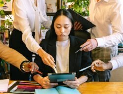 5 Cara Simpel Jaga Kesehatan Mental di Tengah Tekanan Kuliah dan Kerja