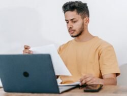 Cemas Terus Padahal Produktif? Kenali High Functioning Anxiety