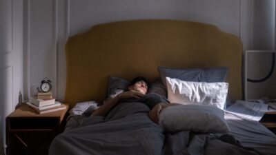 Gak Ada Masalah Tapi Pagi-Pagi Udah Cemas? 5 Tanda Kamu Kena Morning Anxiety (Sumber foto: Ron Lach via pexels)
