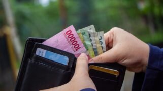 7 Gaya Hidup Minimalis Ala Gen Z 2026 yang Bikin Dompet Tebal (Sumber foto: Ahsanjaya via pexels)