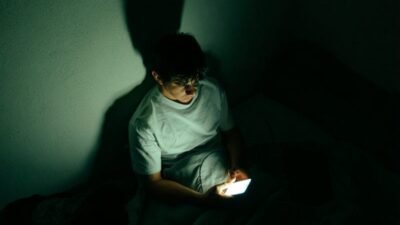Bahaya Baru Kecanduan Chatbot AI