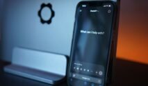 7 Cara Hasilkan Uang dari AI Tanpa Modal (sumber gambar: Tim Witzdam via pexels)
