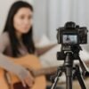 7 Kerja Freelance yang Paling Cocok Untuk Ibu Rumah Tangga Modal HP Dari Rumah (sumber gambar: Pavel Danilyuk via pexels)