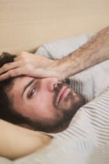 Sering Lelah Meski Tidur Cukup? Kenali Tanda Burnout Ringan (Sumber gambar: Andrea Piacquadio via pexels)