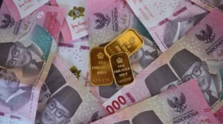 5 Strategi Investasi Emas Untuk Gaji 3 Juta (sumber foto:  Robert Lens via pexels)