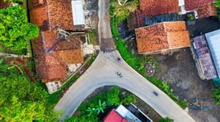 Tanah Tusuk Sate Ternyata Masih Banyak Dicari investor kontrakan, ini alasannya (Sumber foto:  Tom Fisk via pexels)