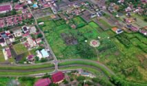 Tanah di Dekat Pasar, Sekolah dan Pom Bensin: Mana yang Naiknya Lebih Cepat (Sumber gambar: Tom Fisk via pexels)